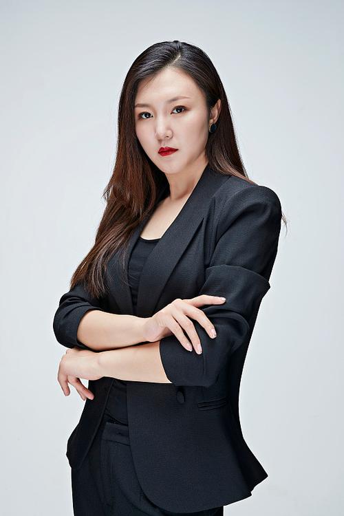 纪建英 执行创意总监